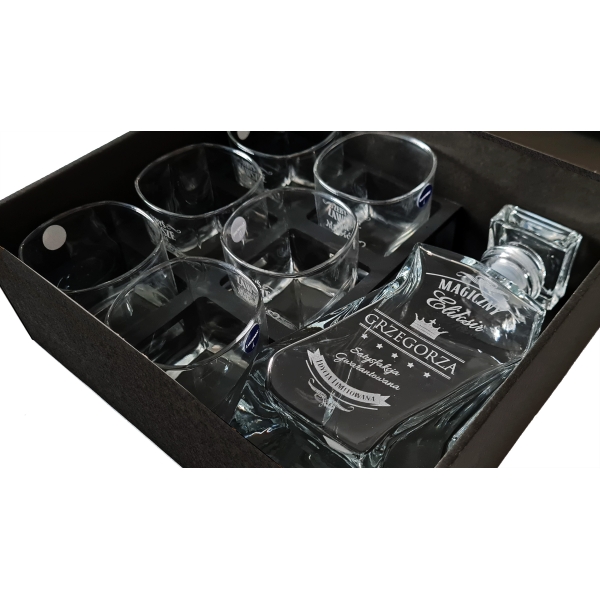 KARAFKA łamana + 6 szklanek w czarnym pudełku - ZESTAW DO WHISKY