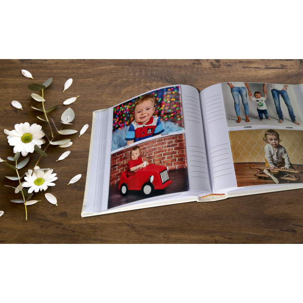 Album z nadrukiem UV - 10x15 300 zdjęć wymiar 22 x 22 cm